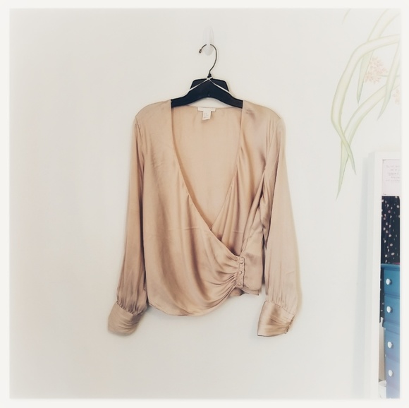 H&M Gold Top - Picture 1 of 4